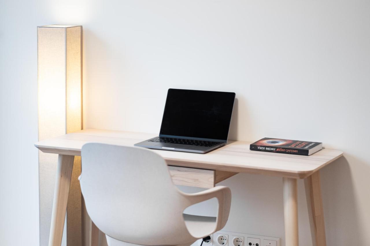 2 Bedroom Apt, 2 Garage Spots & Balconies, Self Check-In, By Cohost 드루스키닝카이 외부 사진